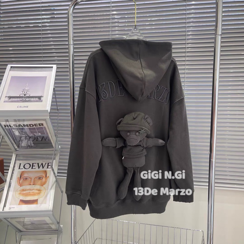 Áo hoodie 13demarzo tặng kèm gấu tháo rời tiện lợi