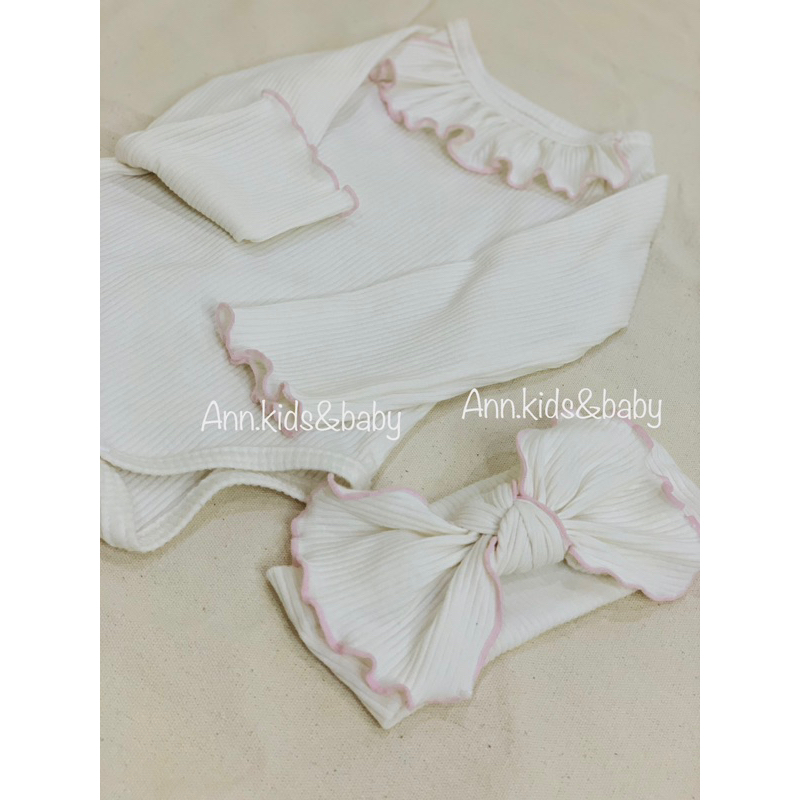 Bodysuit dài tay cổ bèo cho bé gái kèm quần dài và tuban ,từ 0-2 tuổi vải thun gân hàn