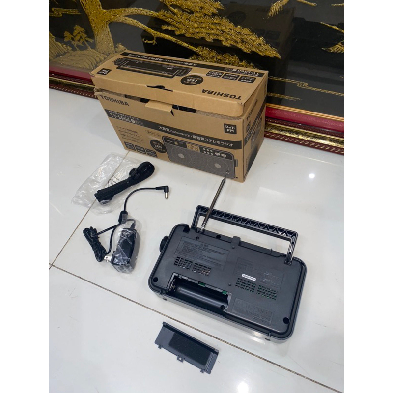 Radio Toshiba TY-SR66