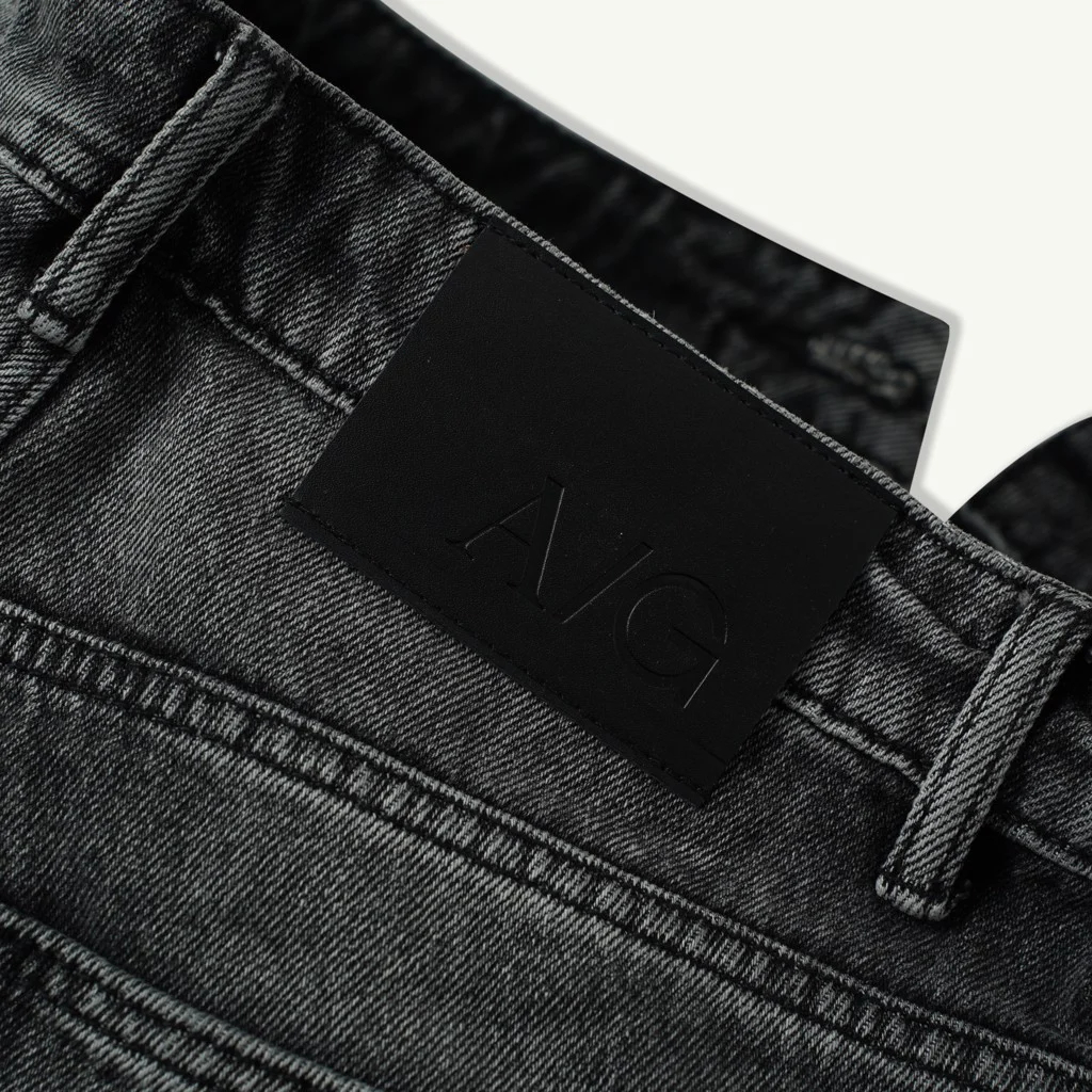 Quần Jeans Americus Gosani Phom Ống Xuông Có Wash Xước Màu Đen