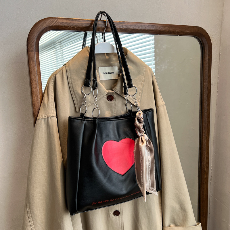 Túi xách nữ 2023 Túi xách mới Túi tote tình yêu cao cấp Túi đeo vai phù hợp đi làm đi chơi dung tích lớn..