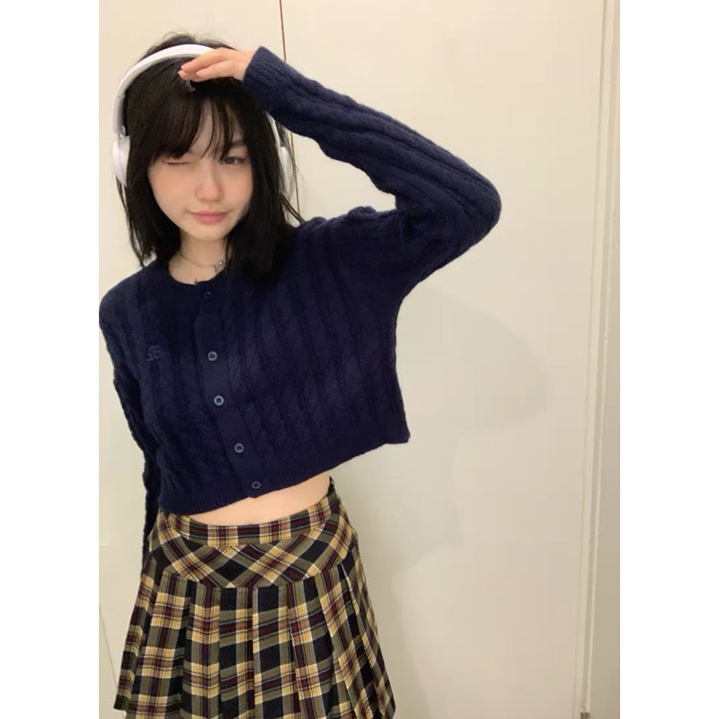 Áo Cardigan len thừng form croptop logo thêu