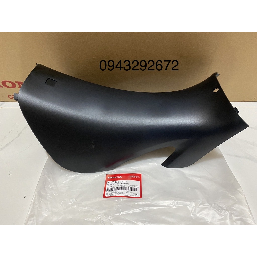 Ốp ống Yếm Chính - Dải Yếm Future 1 Honda (64320KFL710ZA)