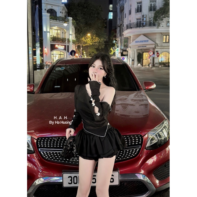 Set áo lệch vai tay nơ mix quần váy xếp ly