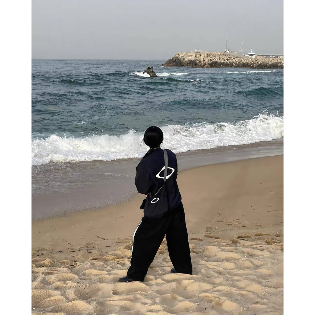 MSCHF Vintage Bag - Túi đeo chéo vải sporty Hàn Quốc