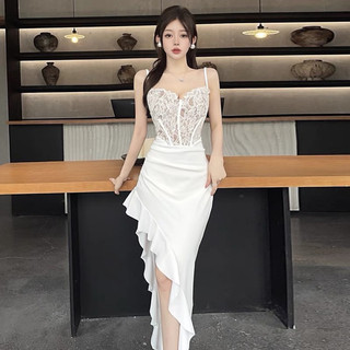 Đầm dự tiệc hai dây dáng dài viền bèo siêu sang hàng Qc