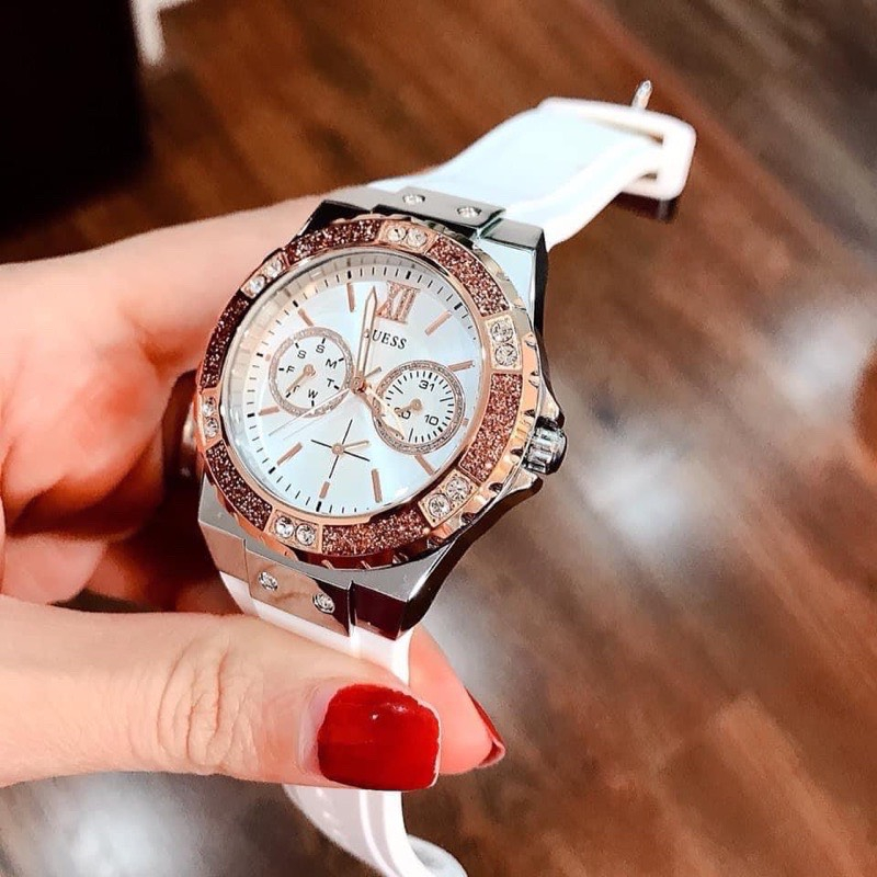 Đồng hồ trắng Nâu  dây cao su , chịu nước sinh hoạt-Hà Leo