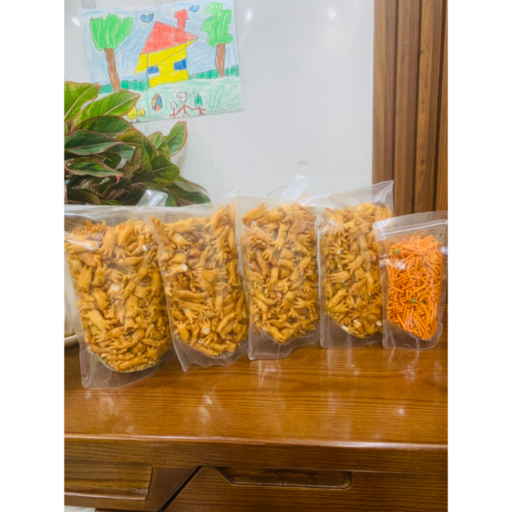 COMBO 2KG Quẩy Cua Béo Mỡ Hành Tặng 200G Snack Tăm Que Đậu Hà Lan - Đồ Ăn Vặt HULA