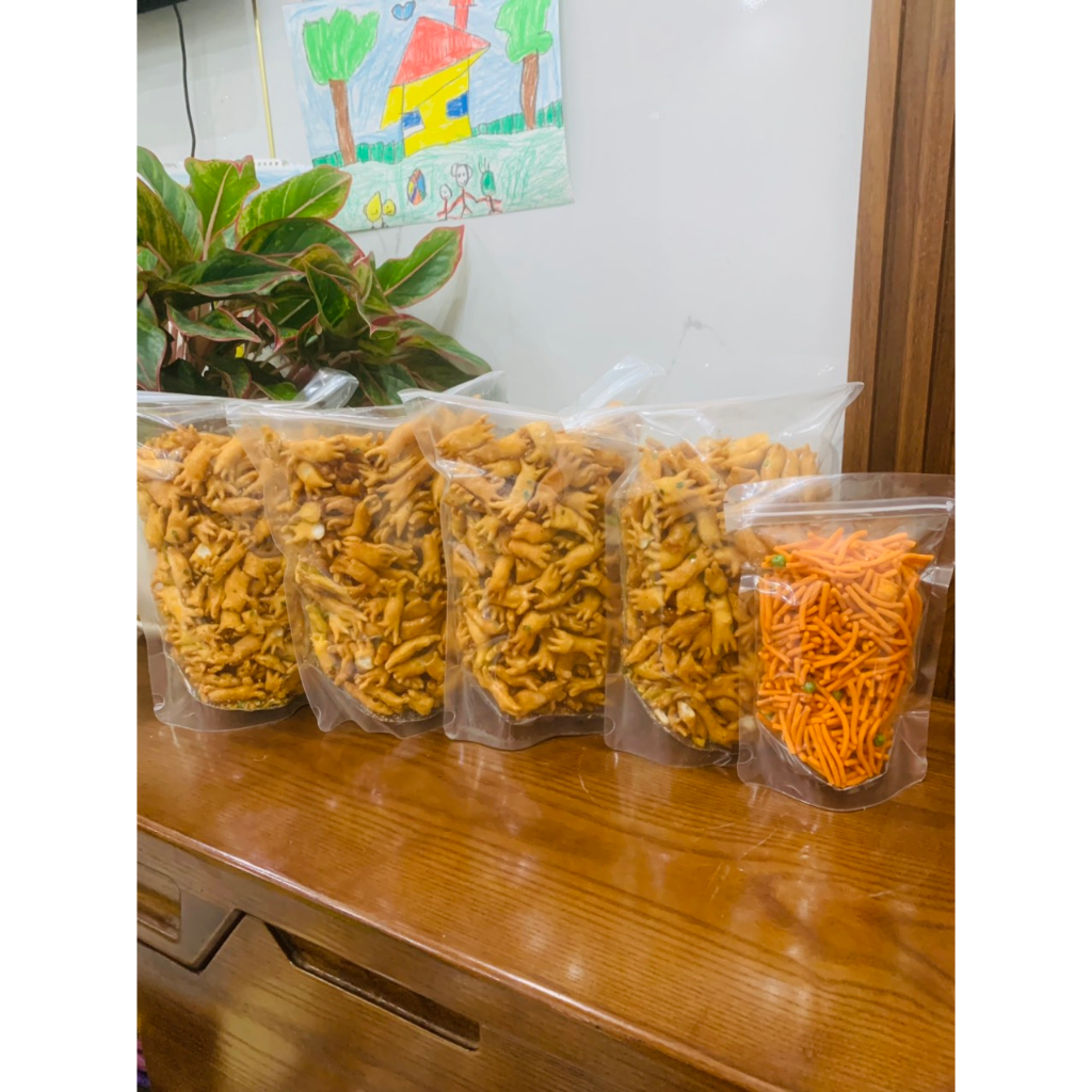 COMBO 2KG Quẩy Cua Béo Mỡ Hành Tặng 200G Snack Tăm Que Đậu Hà Lan - Đồ Ăn Vặt HULA