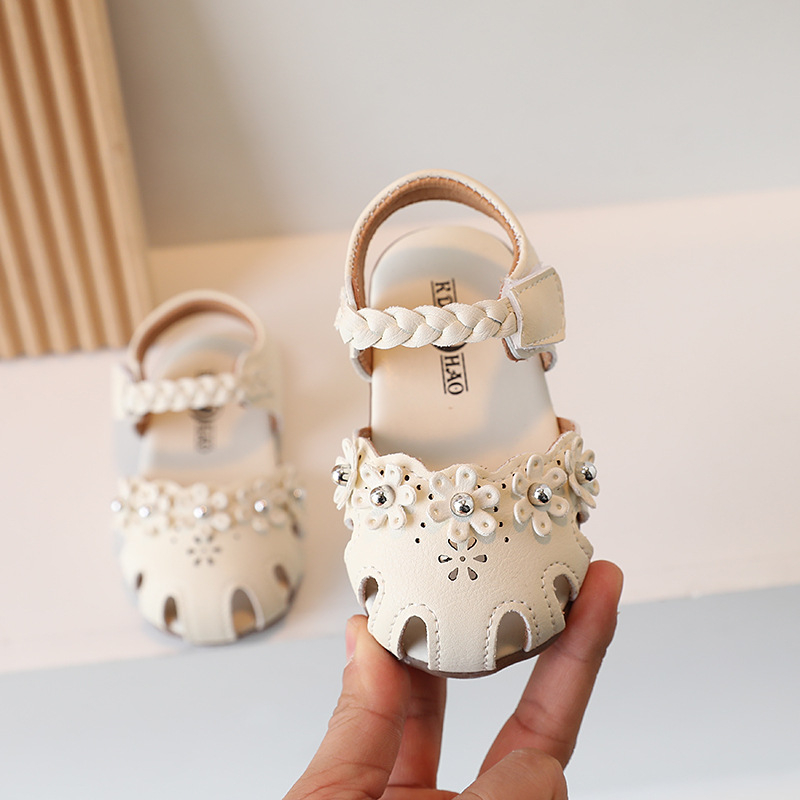 Giày Tập Đi Em Bé Đế Mềm Mẫu 2019