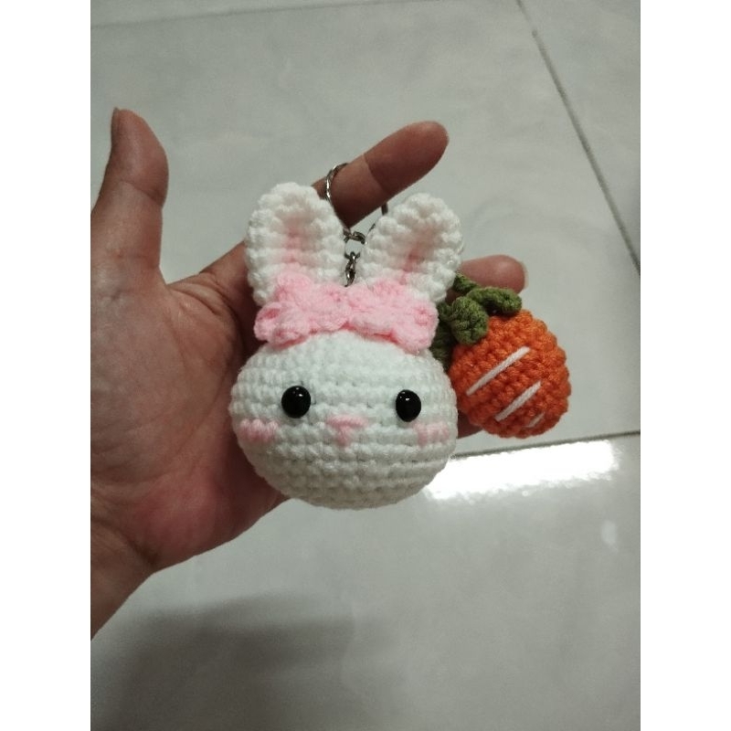 Móc khoá bé thỏ cà rốt / bé sâu len handmade