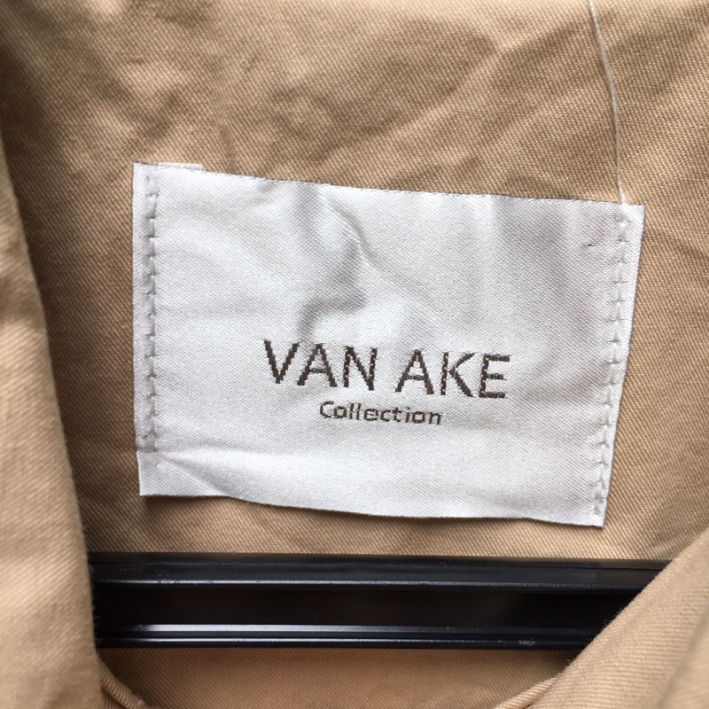 Khoác măng tô kaki HQ Van Ake women belted coat