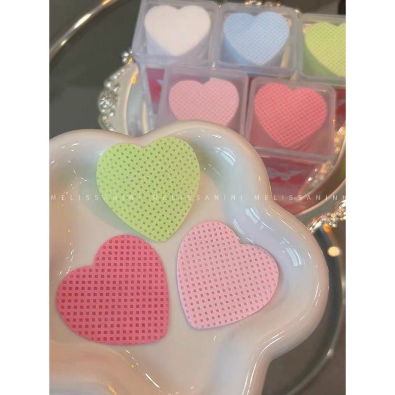 Giấy lau gel trái tim