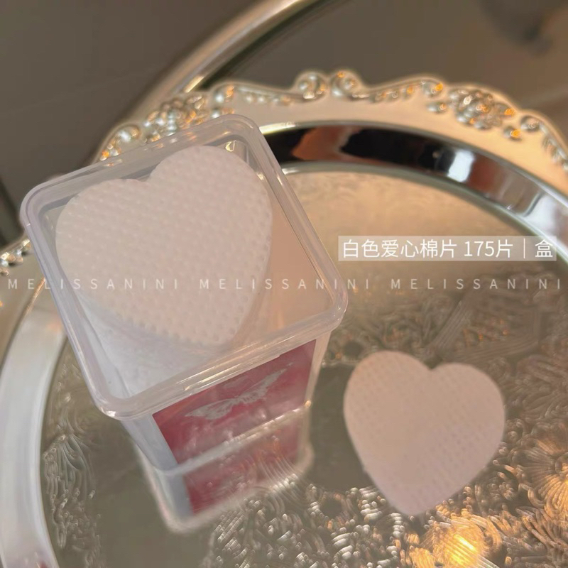 Giấy lau gel trái tim