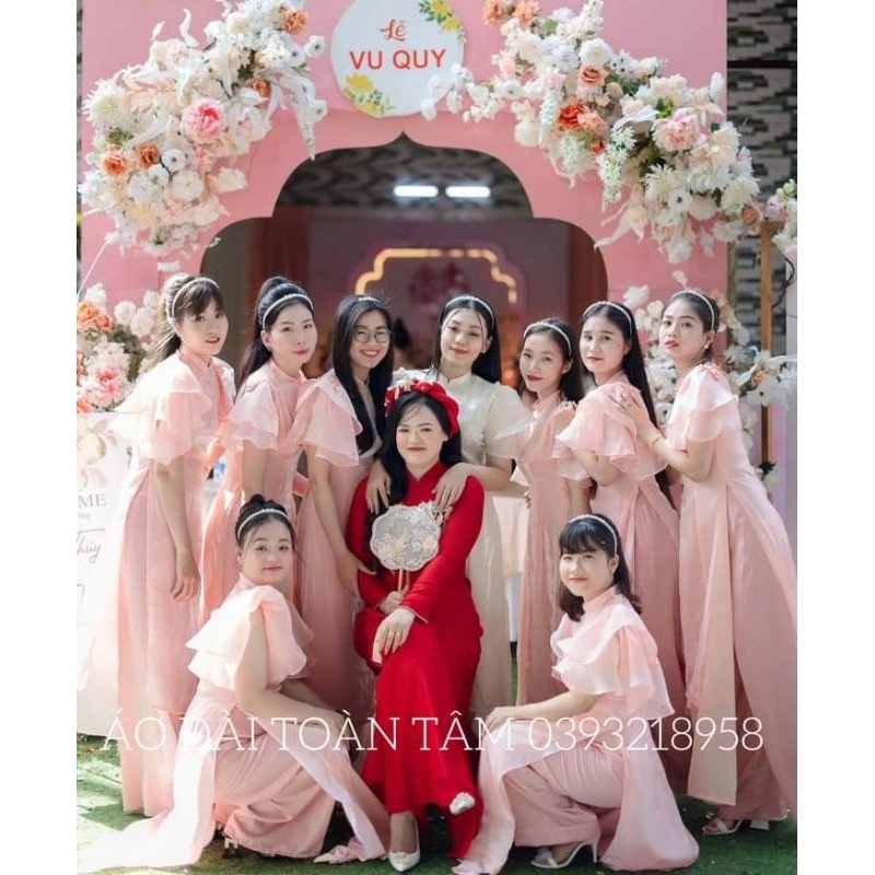 Cho thuê áo dài bưng quả đồng giá 90k