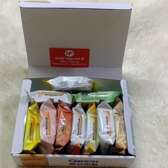 Combo Bánh Pía kim sa Tân Huê Viên 12 bánh 12 vị khác nhau ,bánh pía Sóc Trăng mini date mới