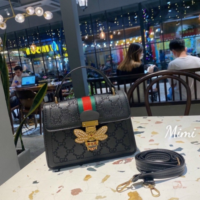 Túi Xách Nữ Túi Đeo Chéo Đẹp, Khóa Hình Con Ong Thời Trang, Mã T 01