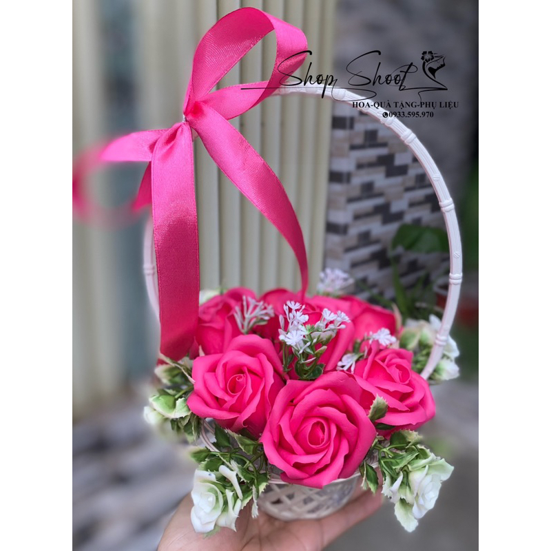 Giỏ hoa sáp dùng làm quà tặng 20/10 20/11 8/3 14/2