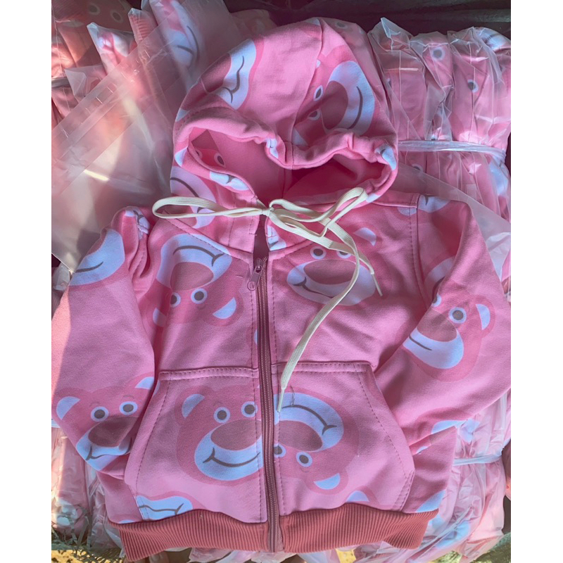 Áo khoác nỉ gấu dâu cho bé