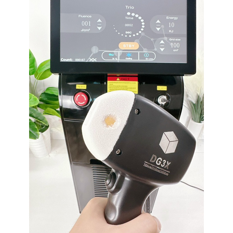 BH 24 tháng-Siêu phẩm triệt lông. Máy triệt lông Diose laser 808 Soprano titanium 1 tay cầm