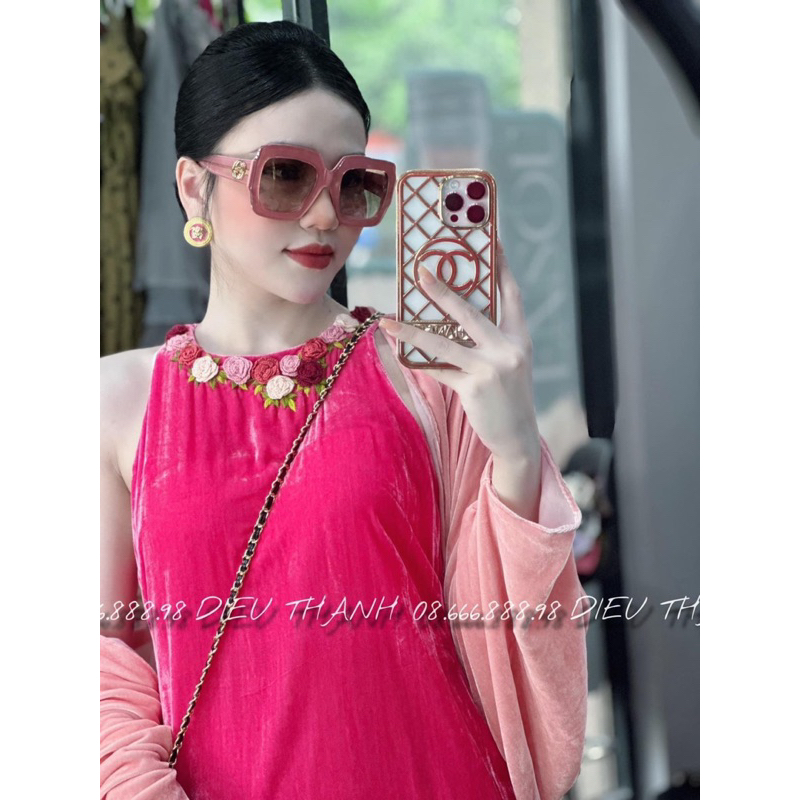 Set váy nhung the thêu hoa cổ và choàng nhung the cùng màu