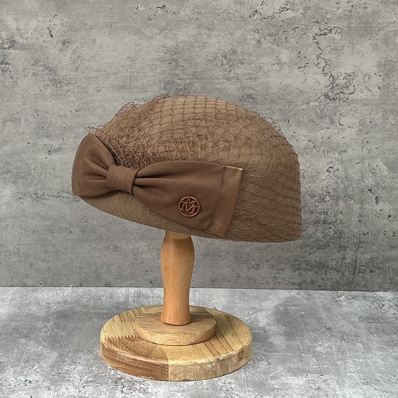 Mũ nồi da màu trắng đen dành cho nữ