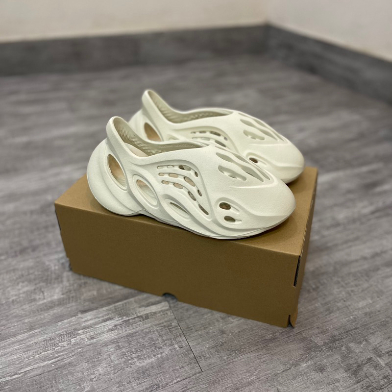 Sneaker Yz FOAM Runner