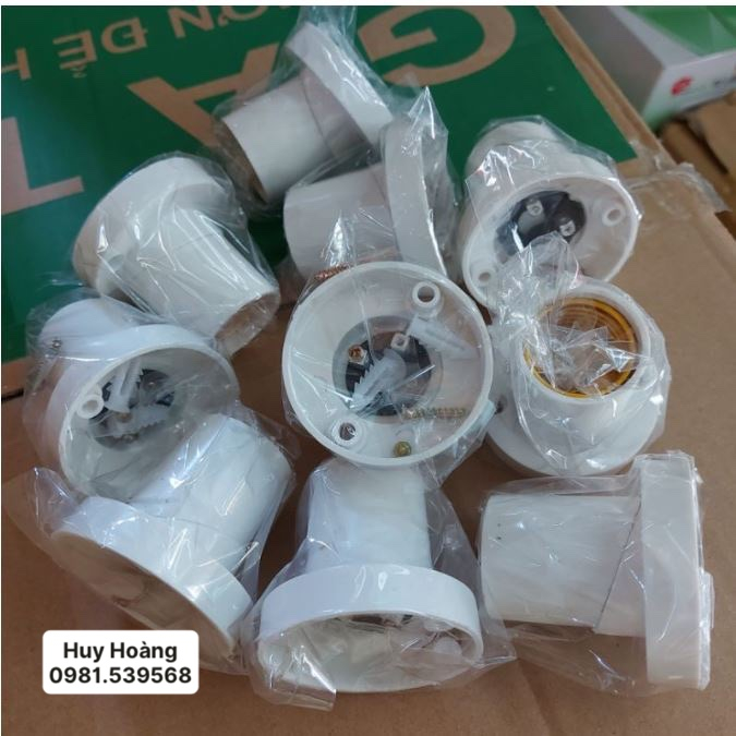 Đuôi bóng đèn E27 các loại - Chuôi đèn ngoài trời,chống nướcHàng VN chất lượng cao .