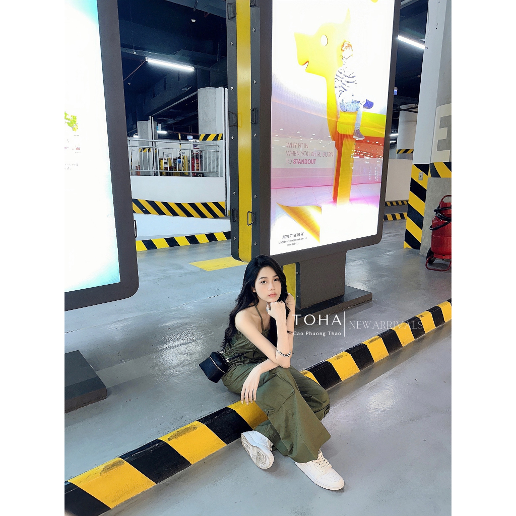 Jump Kaki Rút Eo Rêu