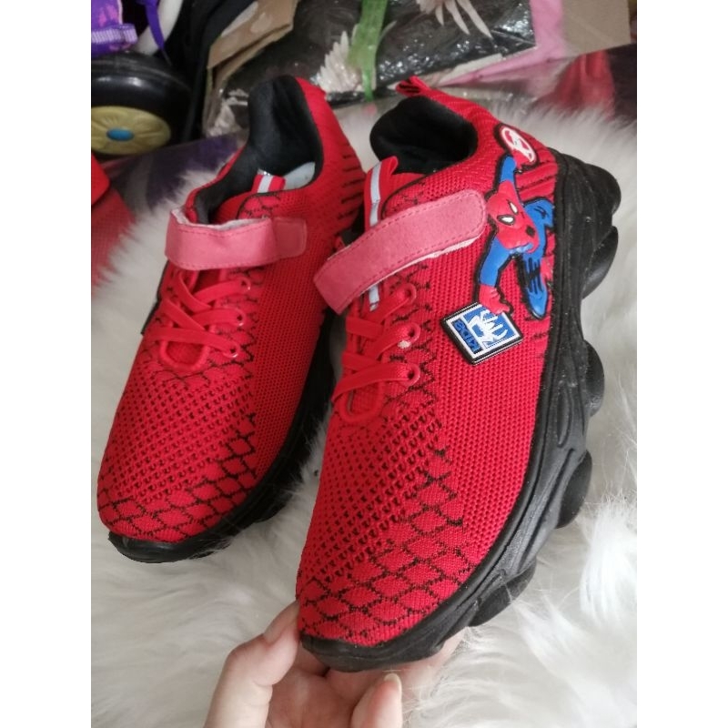 Xả kho giày thể thao siêu hót size 40