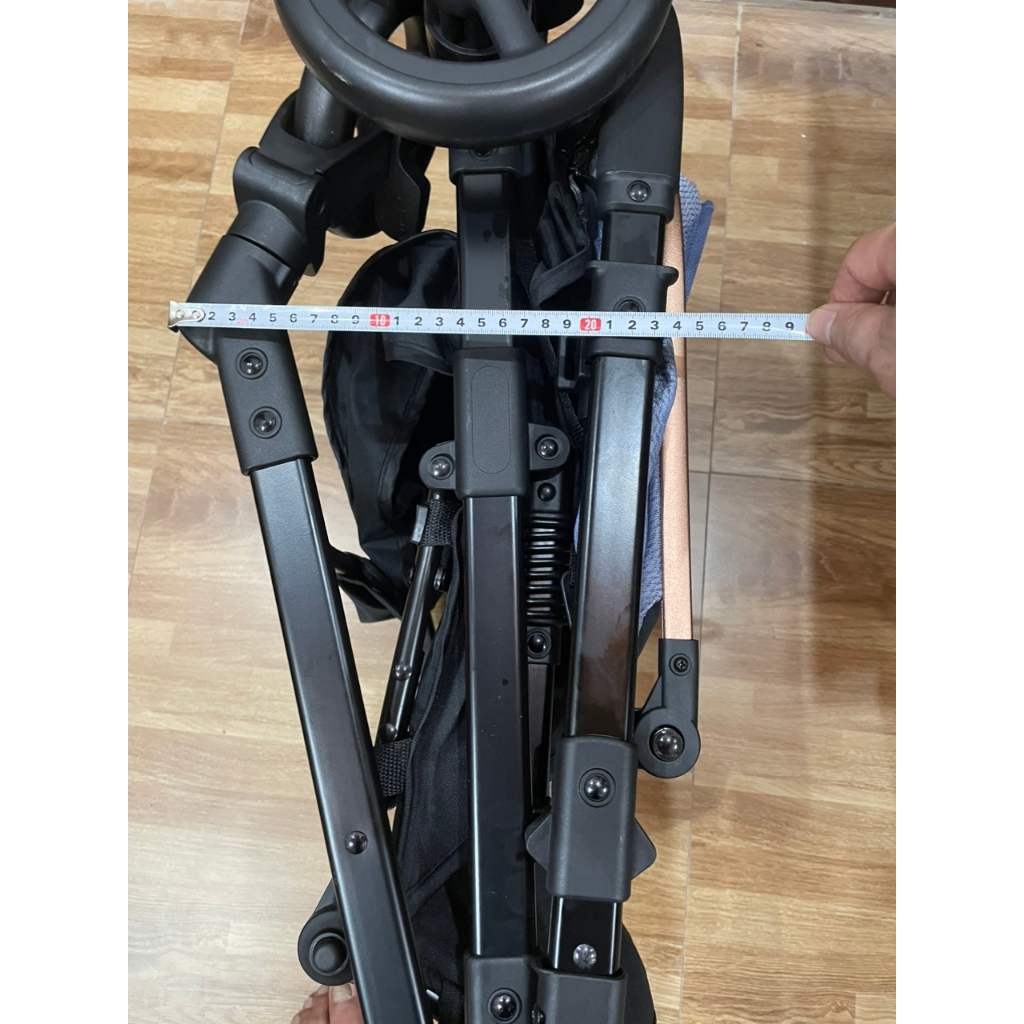 Xe đẩy gấp gọn cho bé, gấp siêu nhẹ, mang lên máy bay