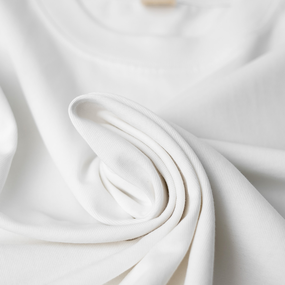 Áo Thun Trơn Holiday Basic Tee | Màu trắng form rộng 250gsm