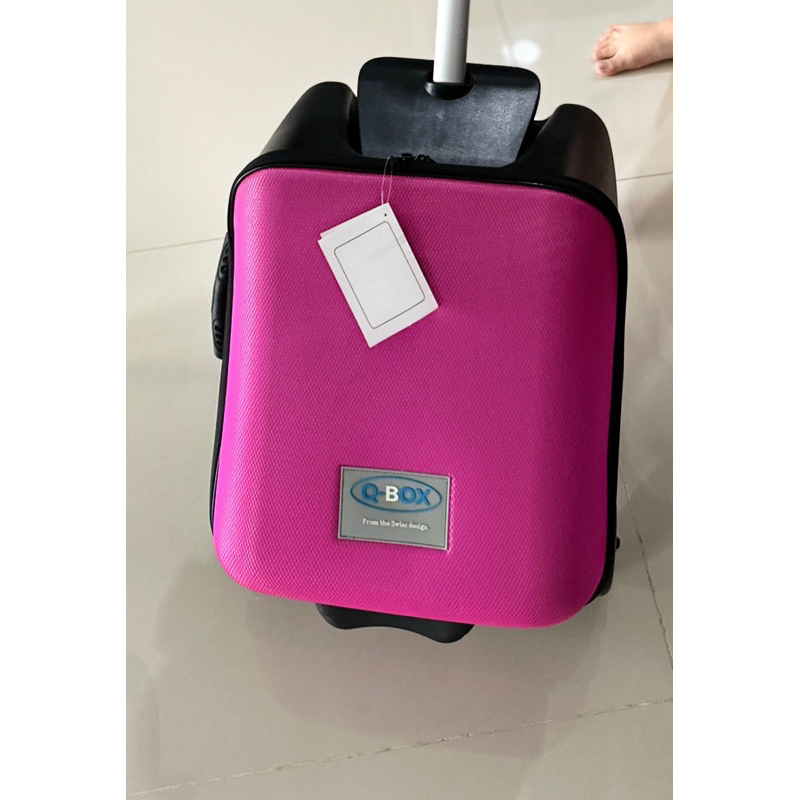 Vali kiêm xe đẩy chính hãng Qbox cho mẹ bĩm cho bé yêu 21,5l tặng kèm túi quà