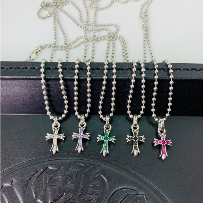 Dây chuyền unisex Chrome Heart mini cross bạc 925 fulldiamond cao cấp.