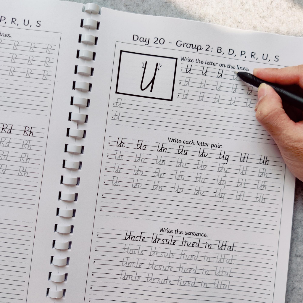 Workbook Luyện Chữ Viết Tay Italic Handwriting Dành Cho Người Mới Tập