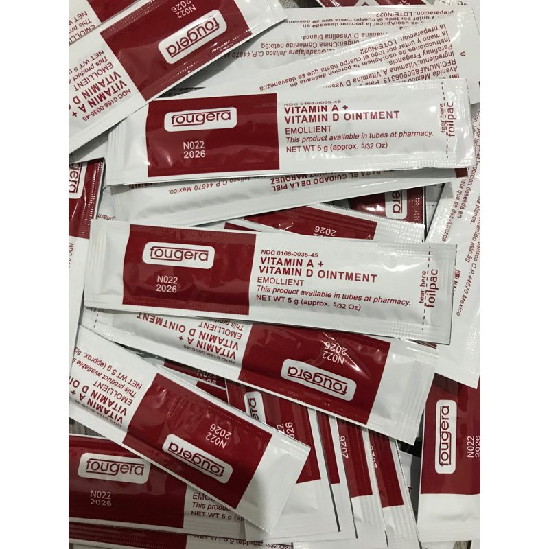 Bịch 100 gói Dưỡng vitamin A+D ointment dưỡng sau phun môi, xăm tattoo