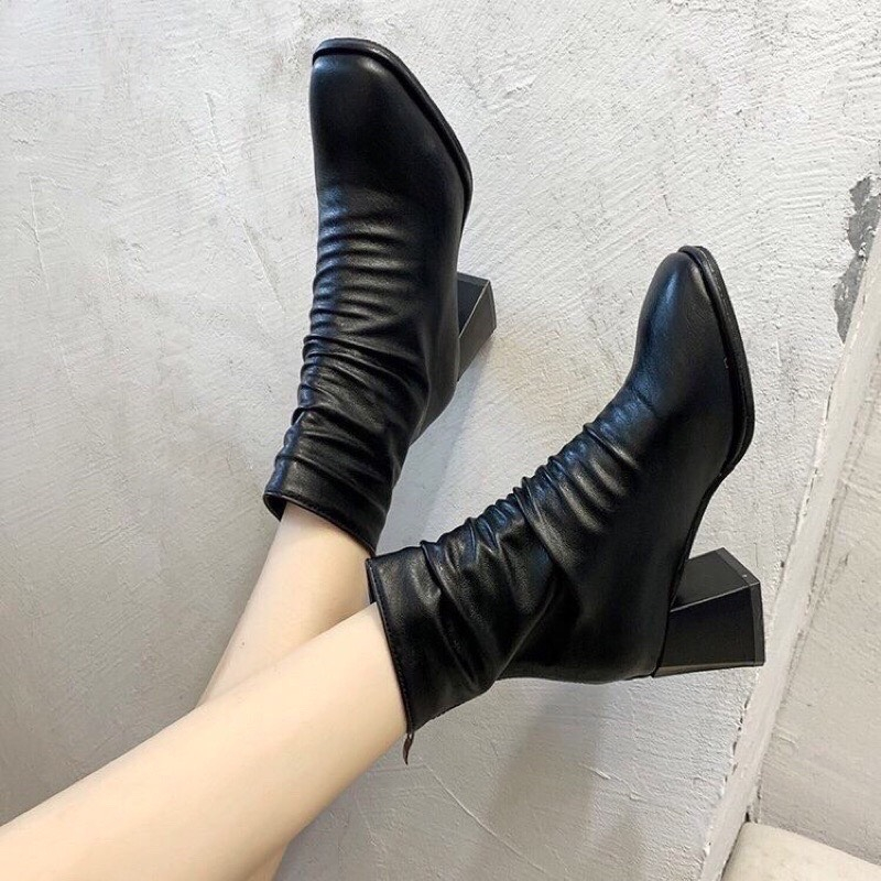 BOOT NỮ NHĂN DA LÌ CỔ THẤP GÓT 5P