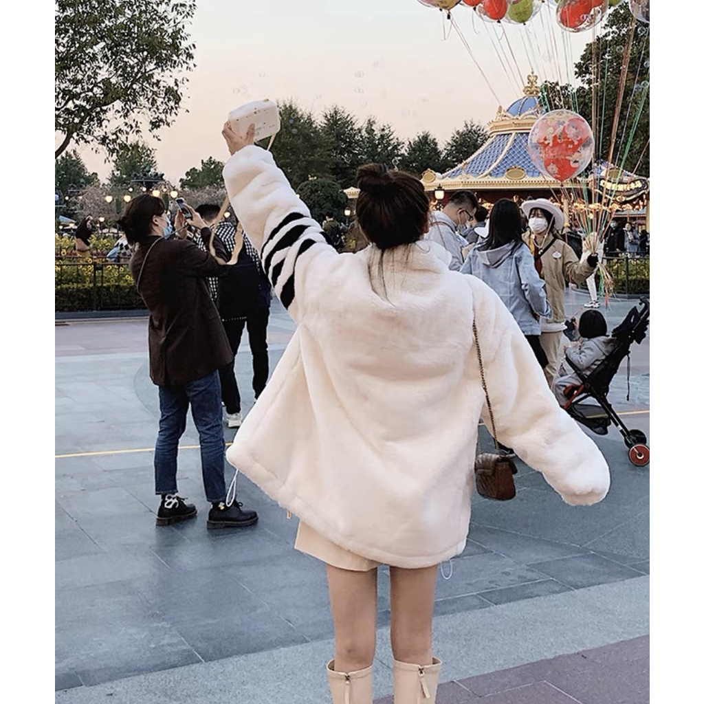 Áo Khoác Lông Cừu NlKE Trắng Có Mũ siêu ấm form rộng Thời Trang Mùa Đông Lông cừu Chất Vải Dày Dặn Ấm Áp HOT TREND 2023