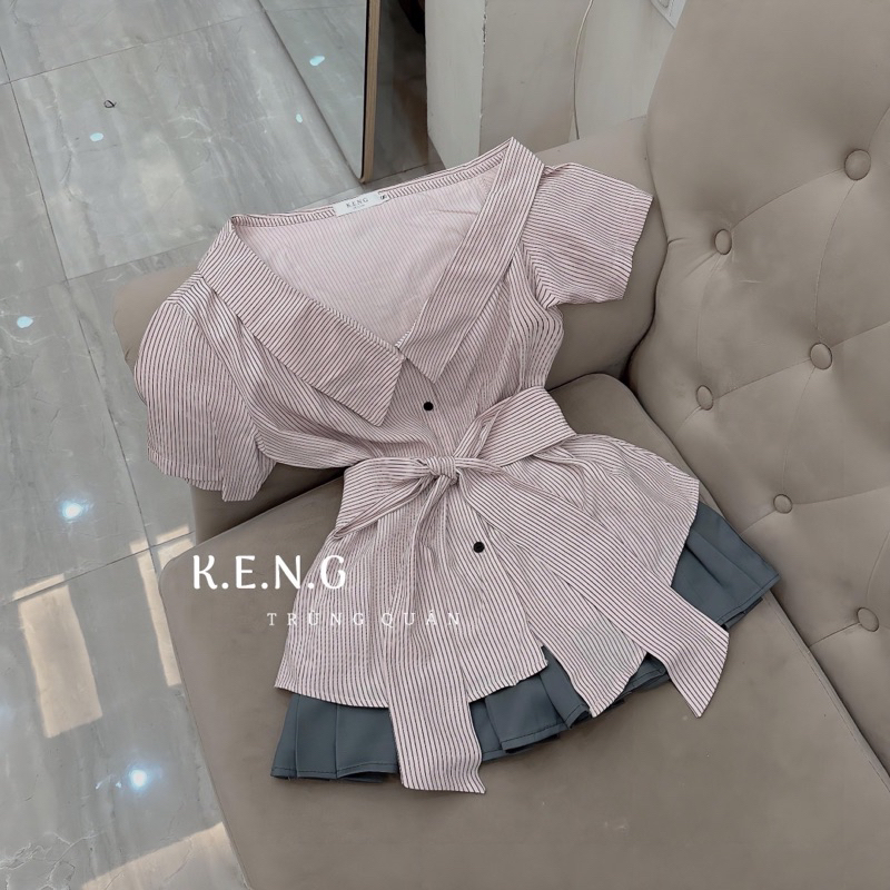 SET ÁO TRỄ VAI CHÂN VÁY KẺ