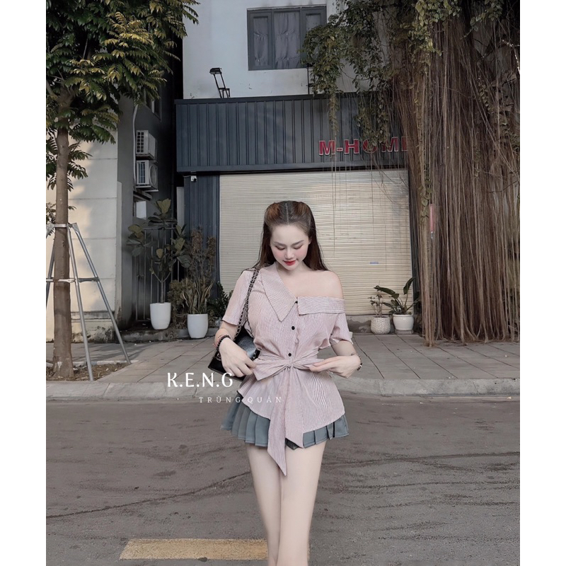 SET ÁO TRỄ VAI CHÂN VÁY KẺ