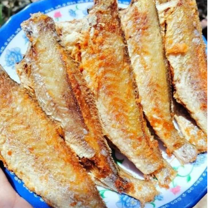 Khô cá đù nguyên con loai 1 size 15-18 con/kg