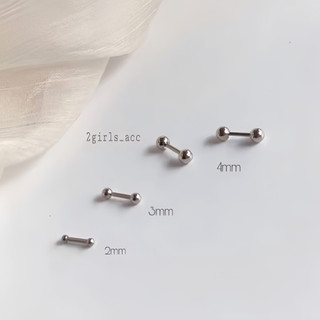 Đọc kĩ 1 chiếc khuyên thép y tế 2 đầu bi