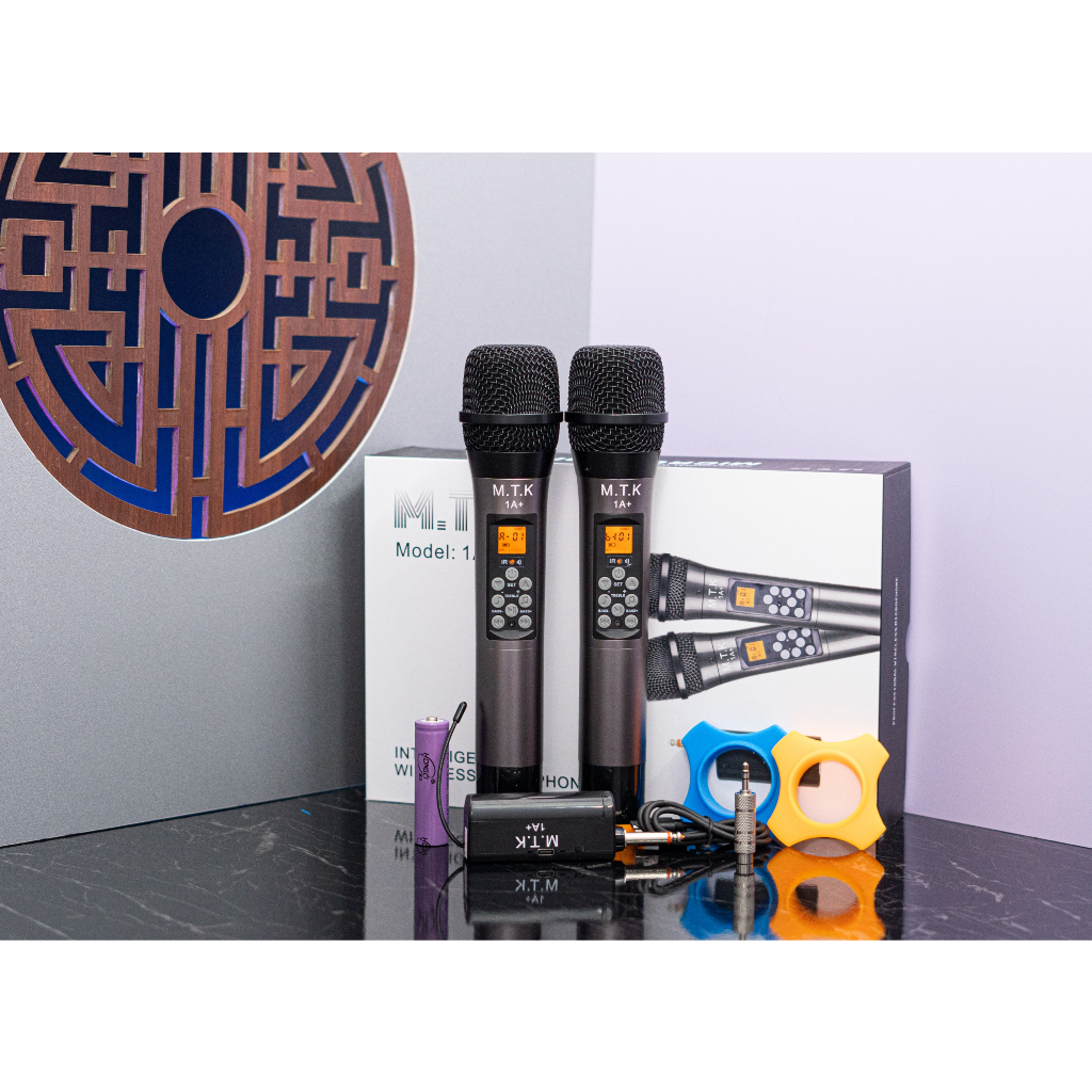 MT MAX Mic MTK hát karaoke không dây phù hợp mọi loa kéo, bắt âm tốt,6 chức năg thông minh chỉnh bass-treble-echo trên t