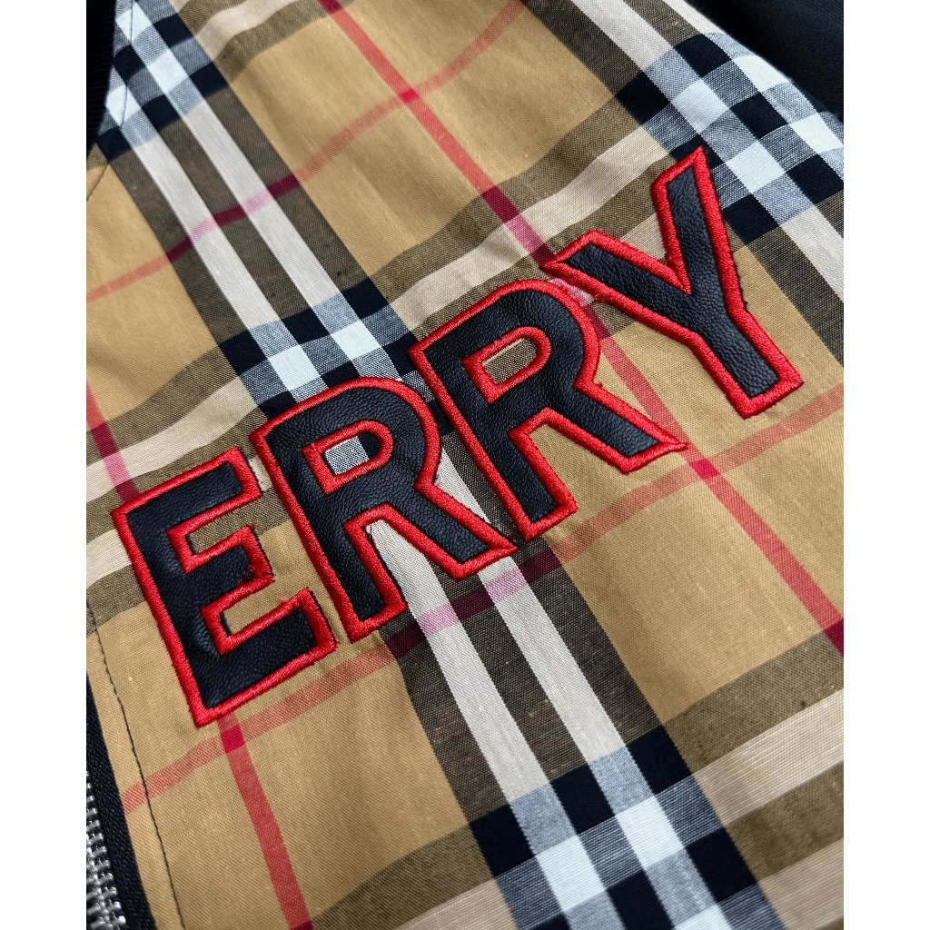 Khoác Bomber brrury đang hot nhất năm nay siêu chất hàng chuẩn 1:1 2023 new.