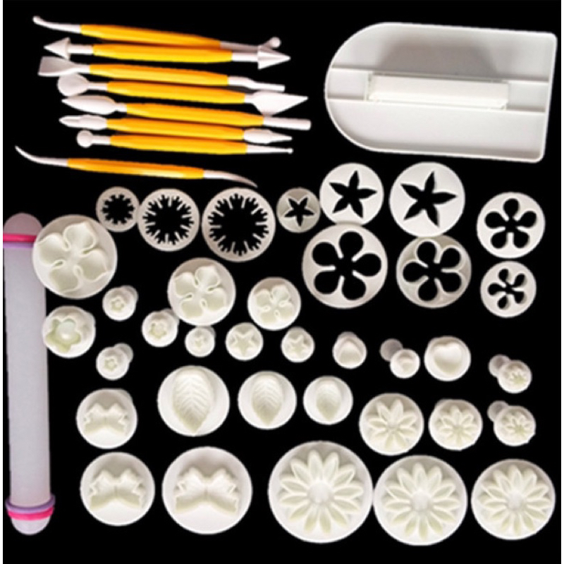 Bộ fondant  cao cấp tạo hình trang trí bánh gồm 46 chi tiết, loại tốt, tha hồ sáng tạo