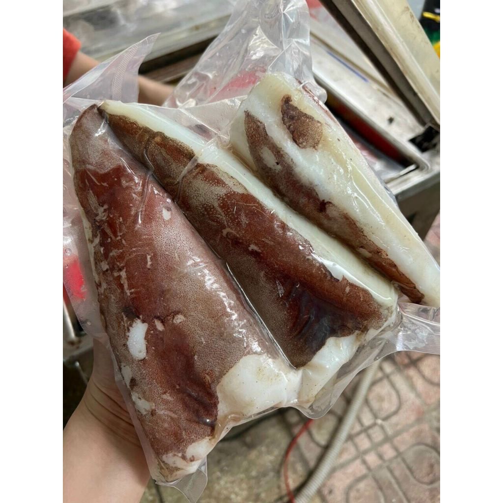 Đuôi mực lá đại dương túi 1kg hàng net