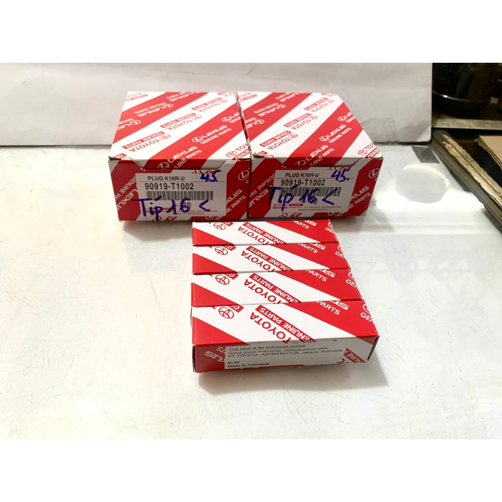 Bộ 4 Cái Bugi Đánh Lửa Xe MITSUBISHI Jolie, Lancer, Outlander, Trinton, Pajero...Hàng DENSO  Loại Xịn