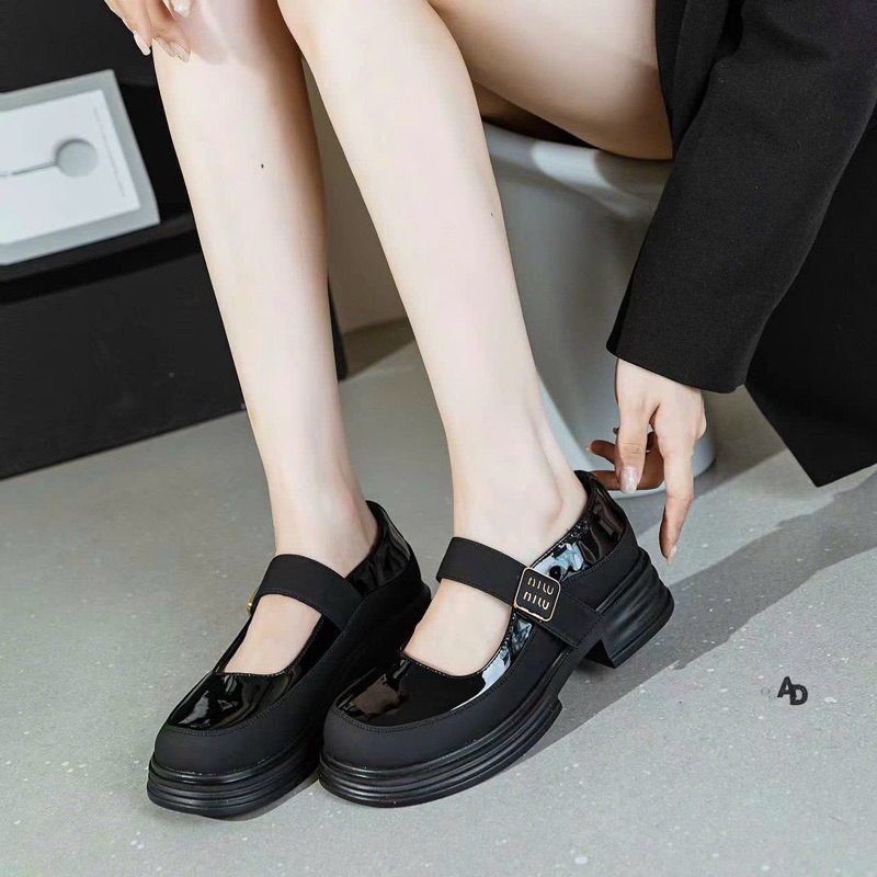 Giày búp bê đế cao su đúc , quai dán tag miumiu. Hàng quảng châu cao cấp