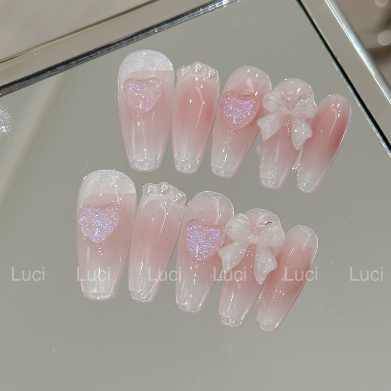 Móng úp thiết kế L056 ombre Hồng đính nơ luci.nailbox