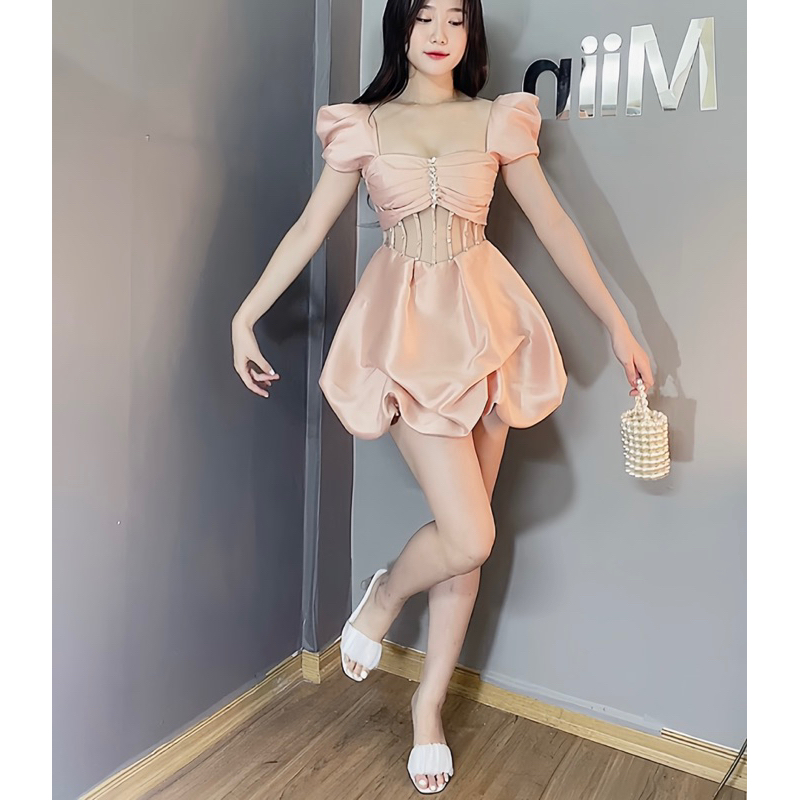 Váy tapta eo trong phối dây đá